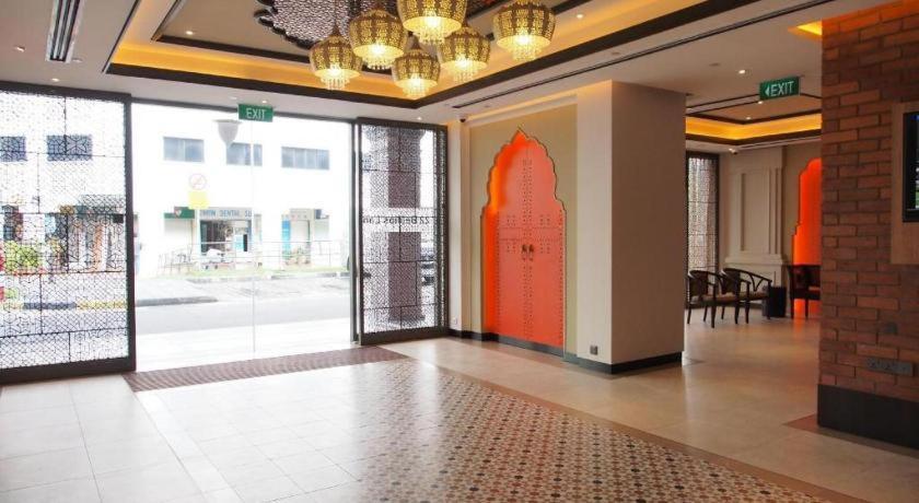 Hotel Aqueen Heritage Little India 3*